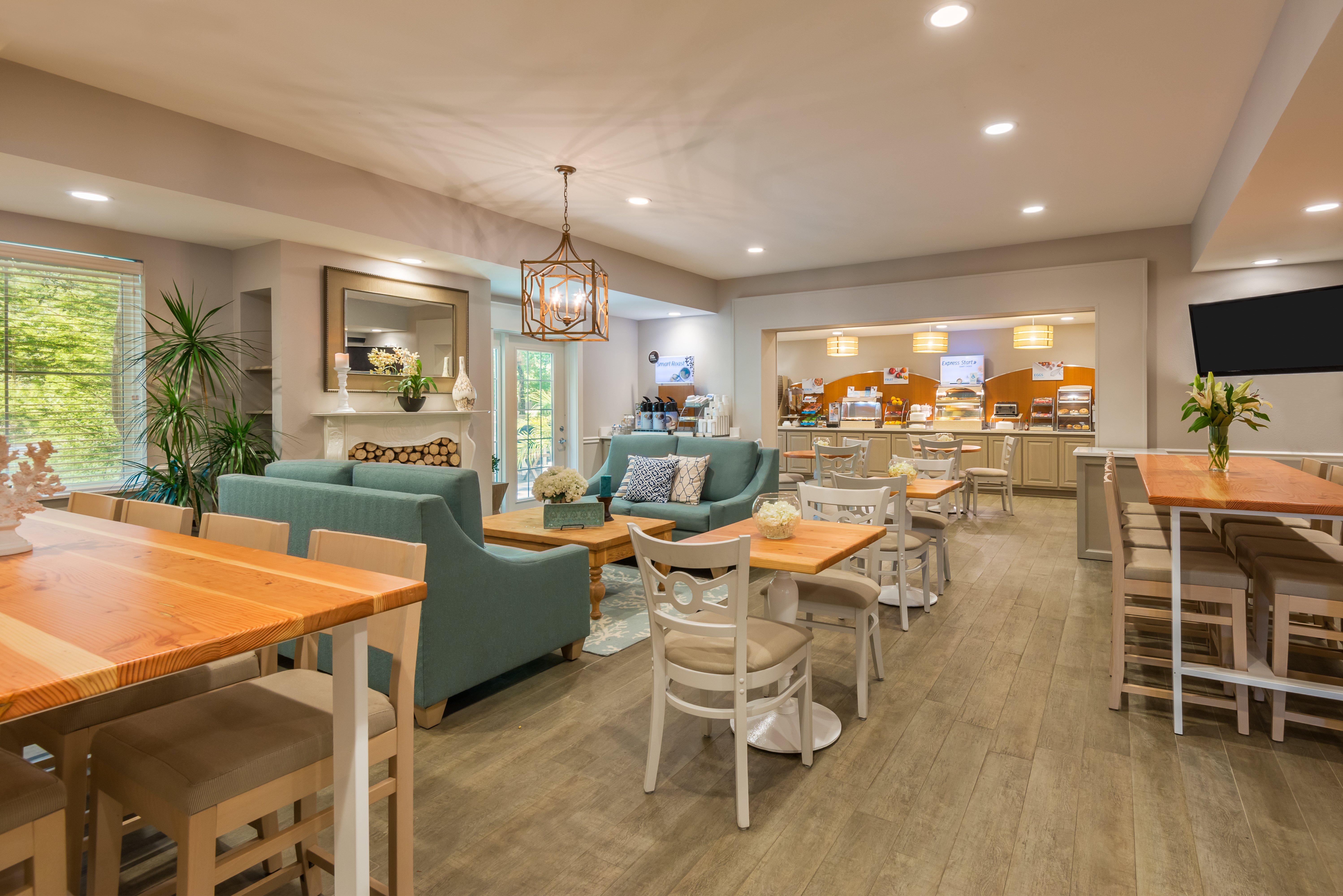Holiday Inn Express Fairhope - Point Clear By Ihg Экстерьер фото