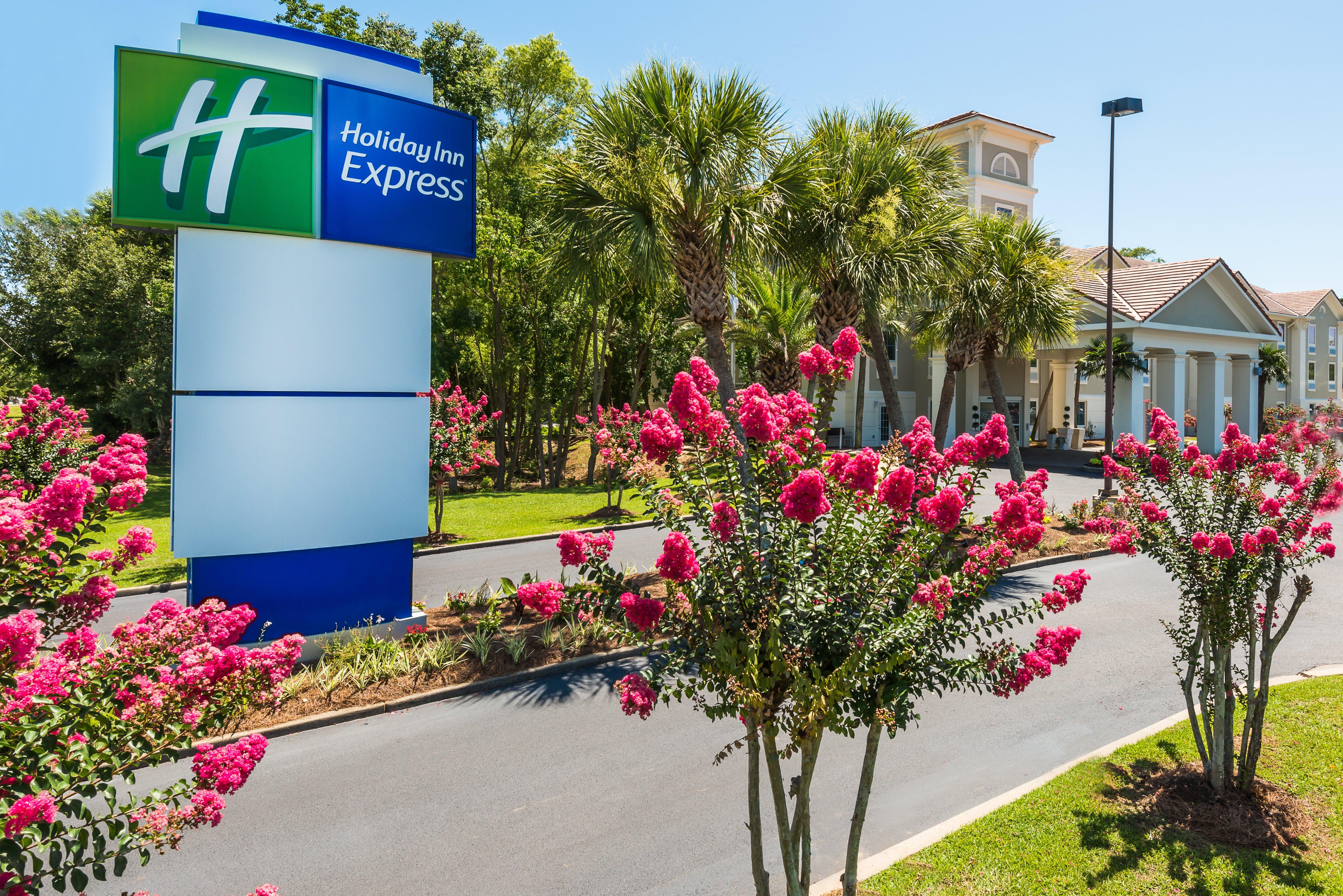 Holiday Inn Express Fairhope - Point Clear By Ihg Экстерьер фото