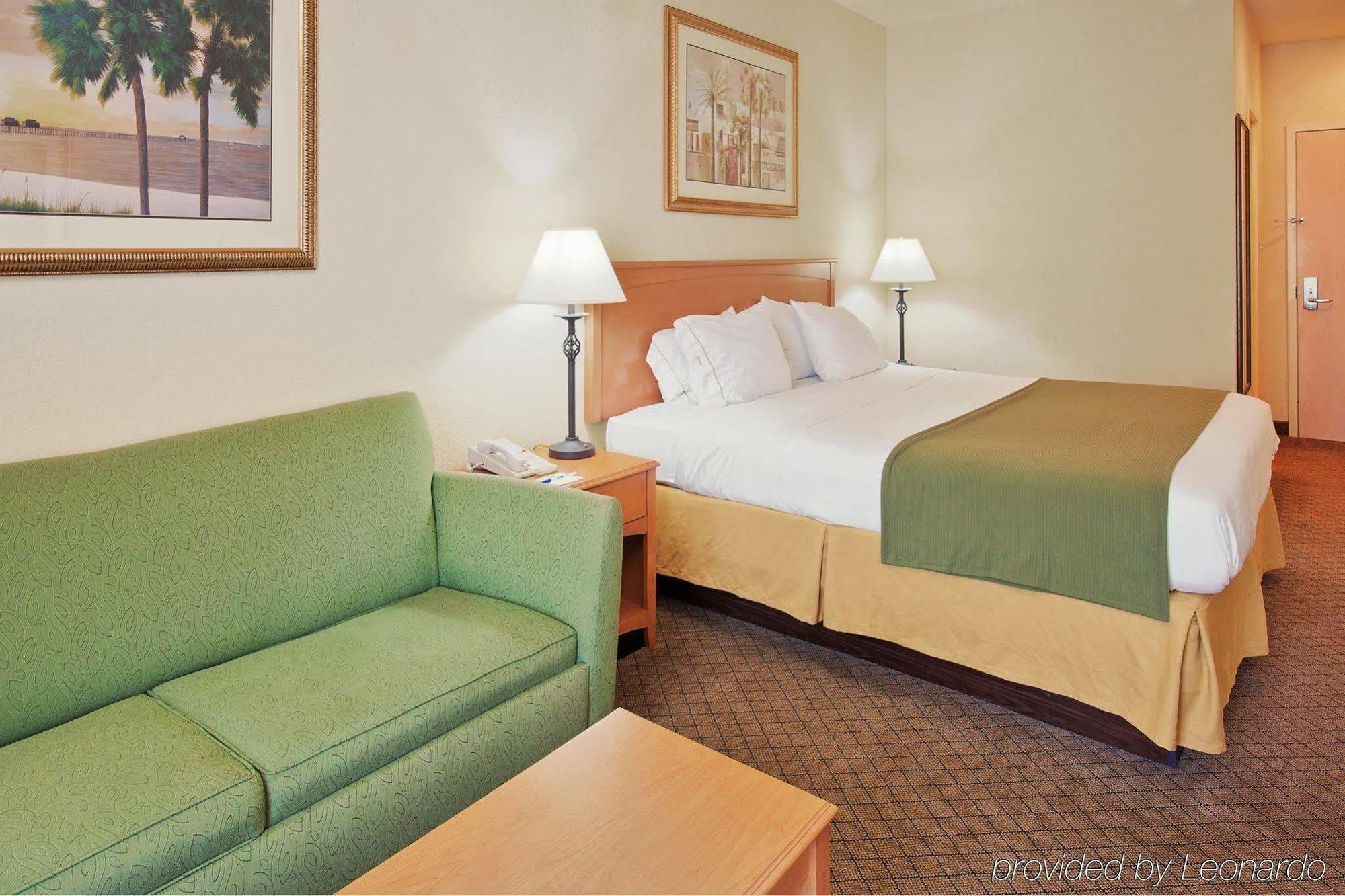 Holiday Inn Express Fairhope - Point Clear By Ihg Экстерьер фото