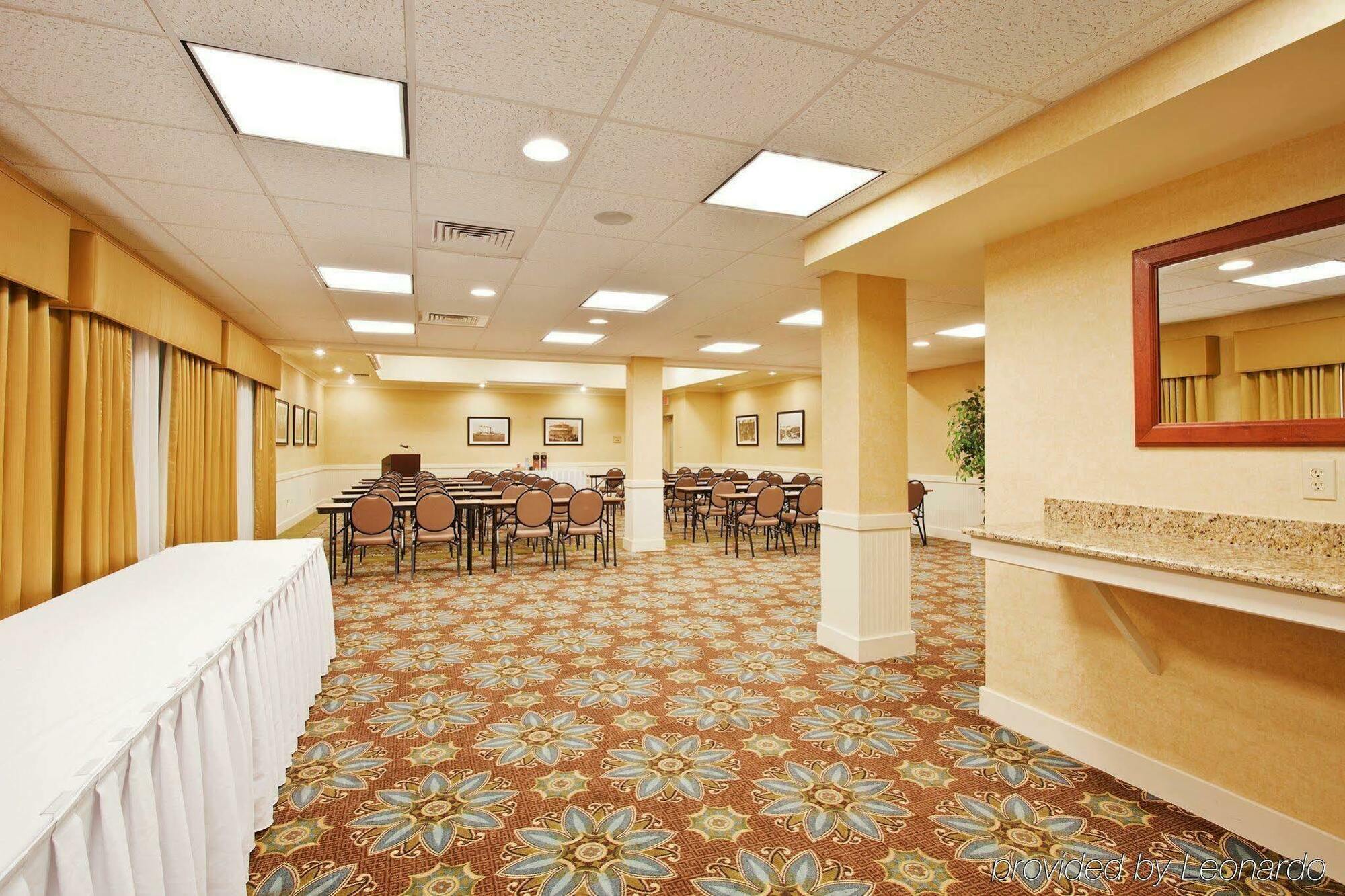 Holiday Inn Express Fairhope - Point Clear By Ihg Экстерьер фото